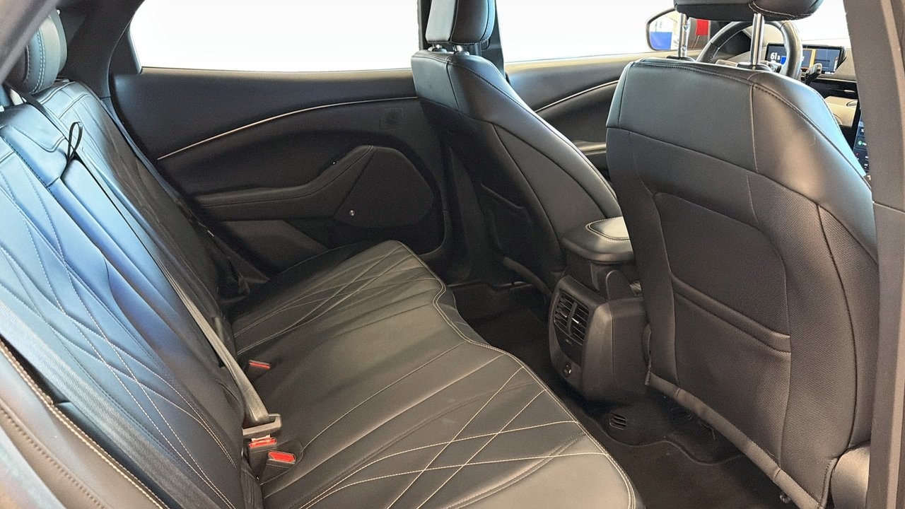 Ford Mustang Mach-E RWD 2021, kuva 5/10
