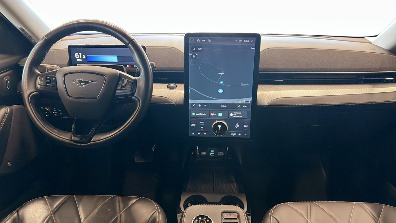 Ford Mustang Mach-E RWD 2021, kuva 4/10