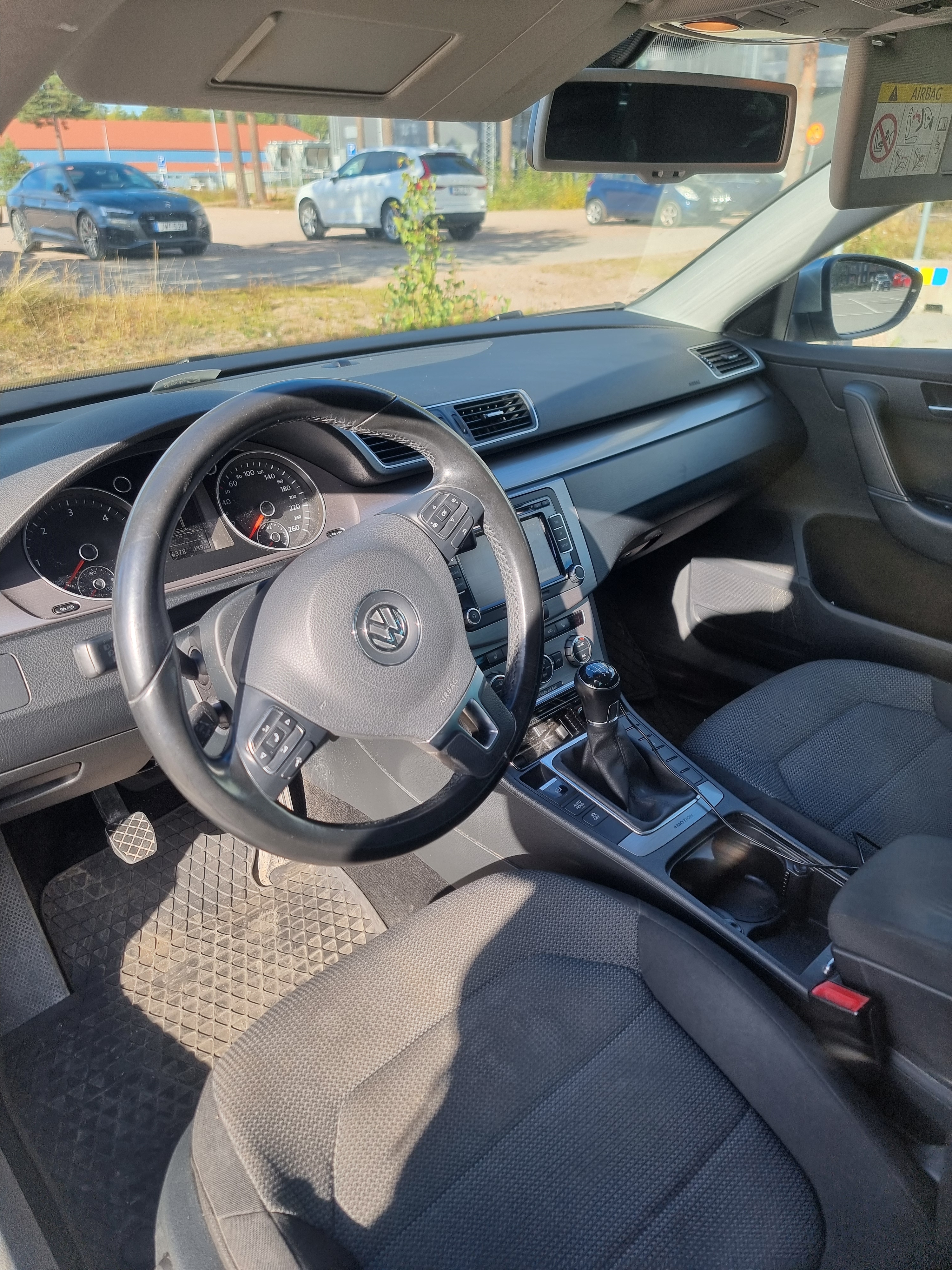Volkswagen Passat 2015, bild 3/6
