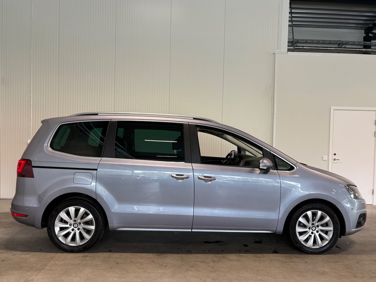Seat Alhambra 2016, bild 2/10