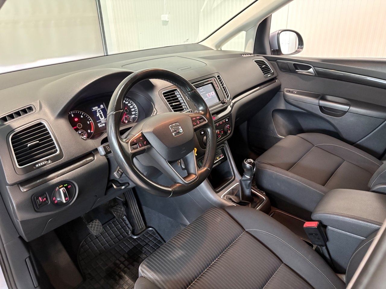 Seat Alhambra 2016, bild 7/10