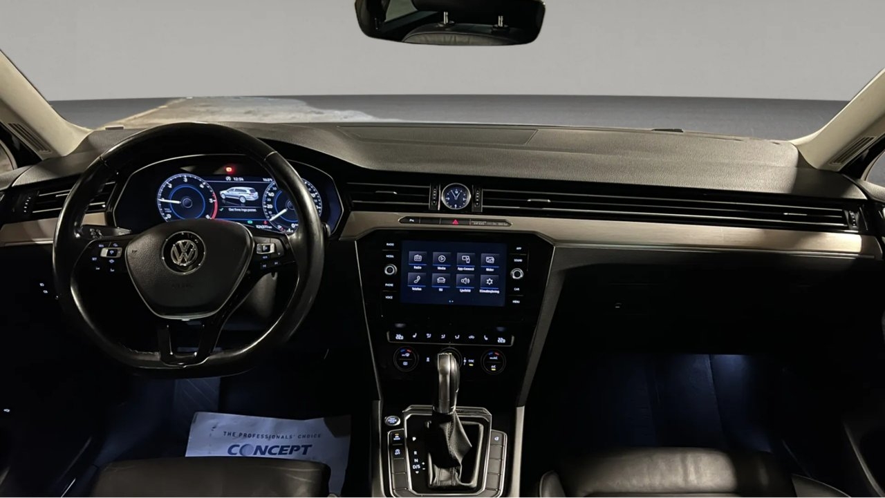 Volkswagen Passat 2019, bild 6/8