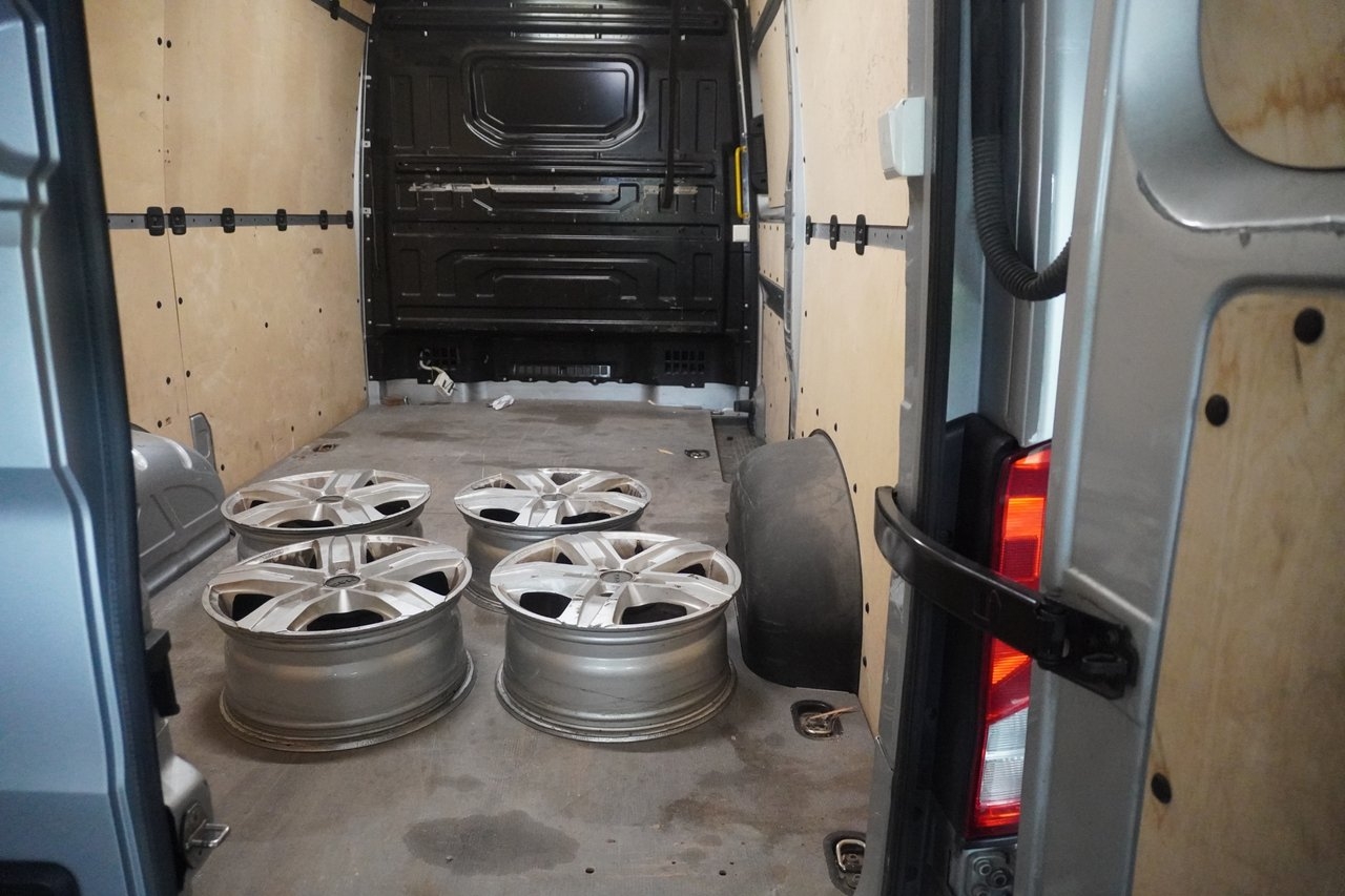 Volkswagen Crafter 35 2.0 TDI Euro 6 2017, photo 4/6