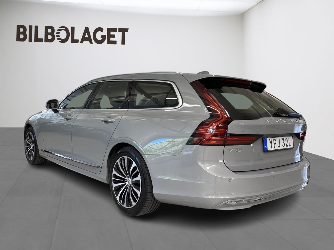 Volvo V90 Recharge T6 Core Edition 2024, bild 3/10