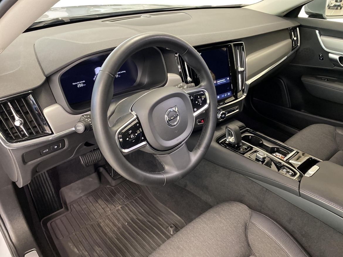Volvo V90 Recharge T6 Core Edition 2024, bild 6/10