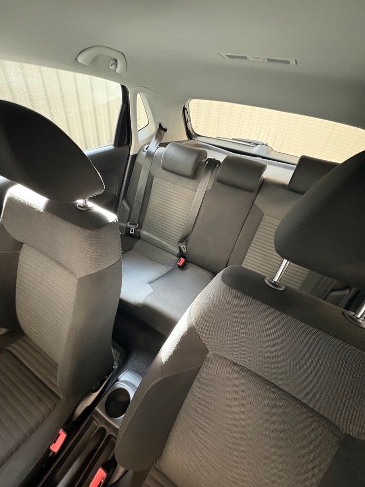 Volkswagen Polo 2012, bild 5/5