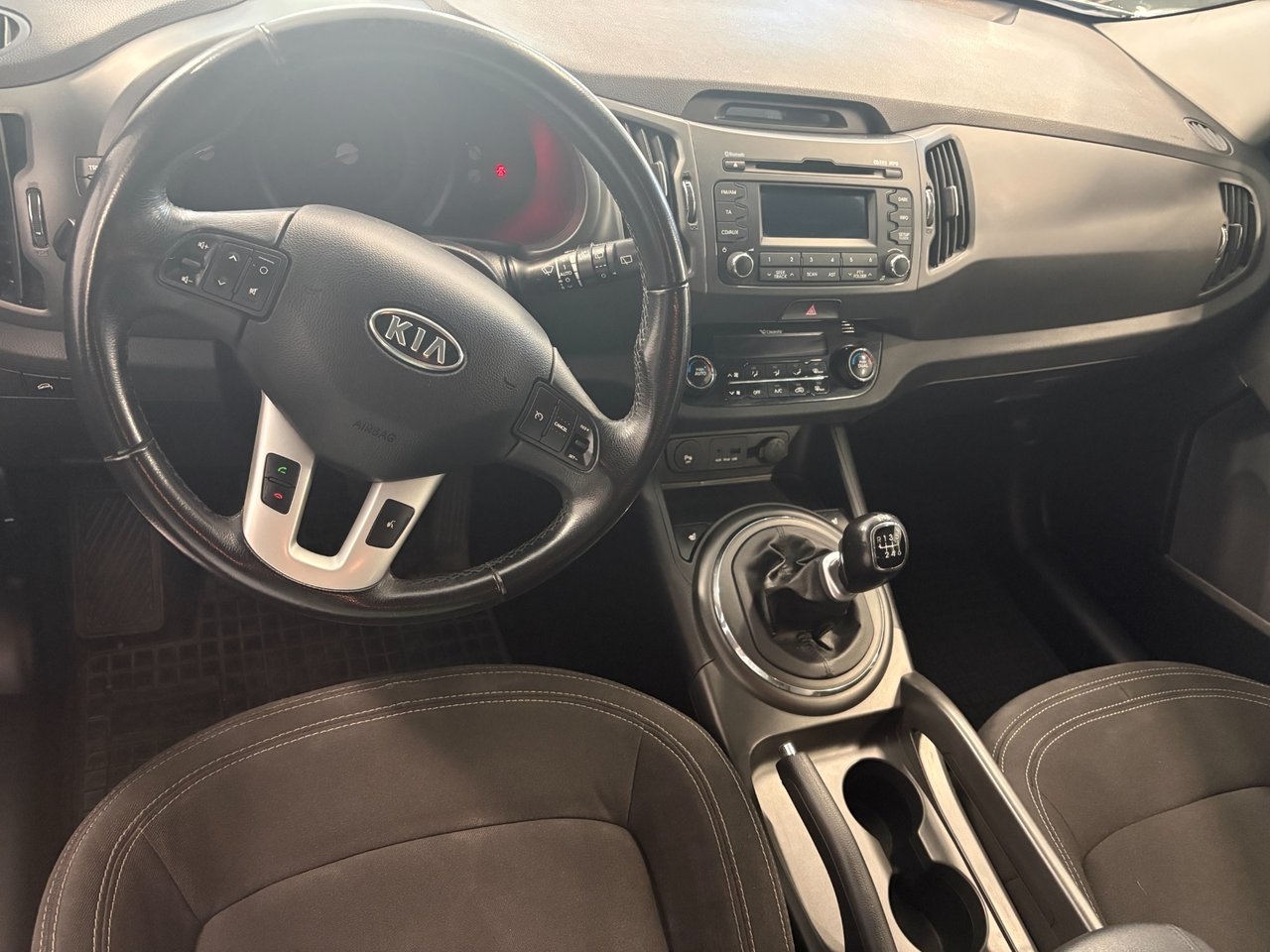 Kia Sportage 1.6 GDI EX Comfort Euro 5 2013, bild 2/3