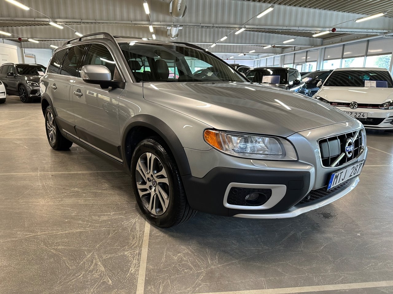 Volvo XC70 D5 AWD Summum 1-Ägare 2013, bild 2/10
