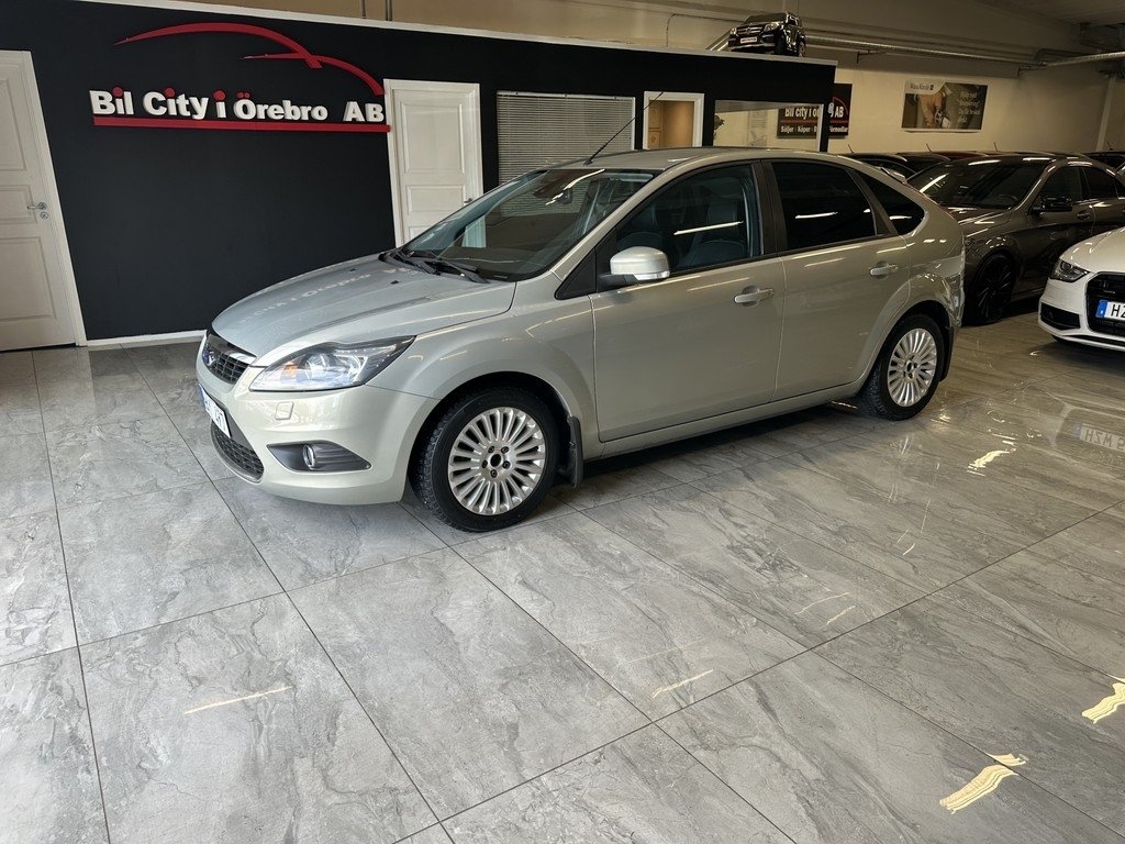Ford Focus 2010, bild 3/10