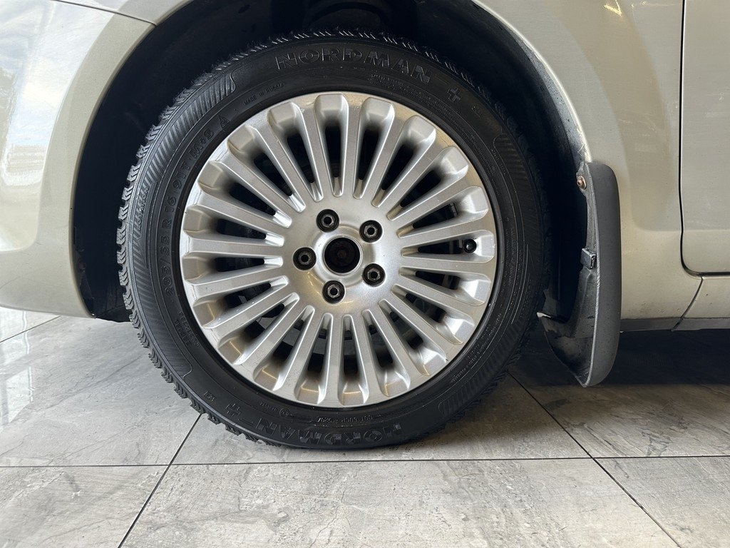 Ford Focus 2010, bild 7/10