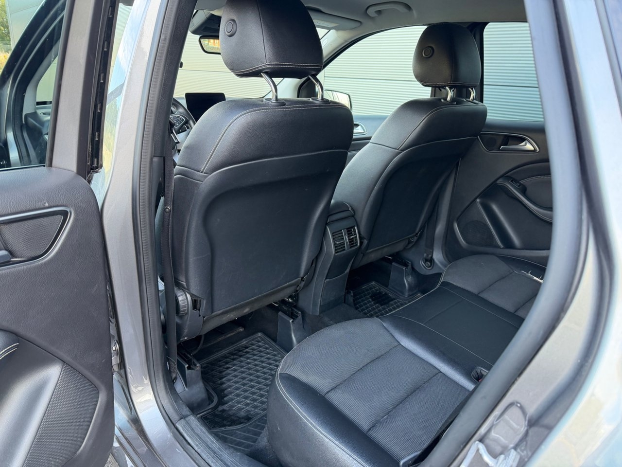 Mercedes-Benz B 2018, photo 7/10