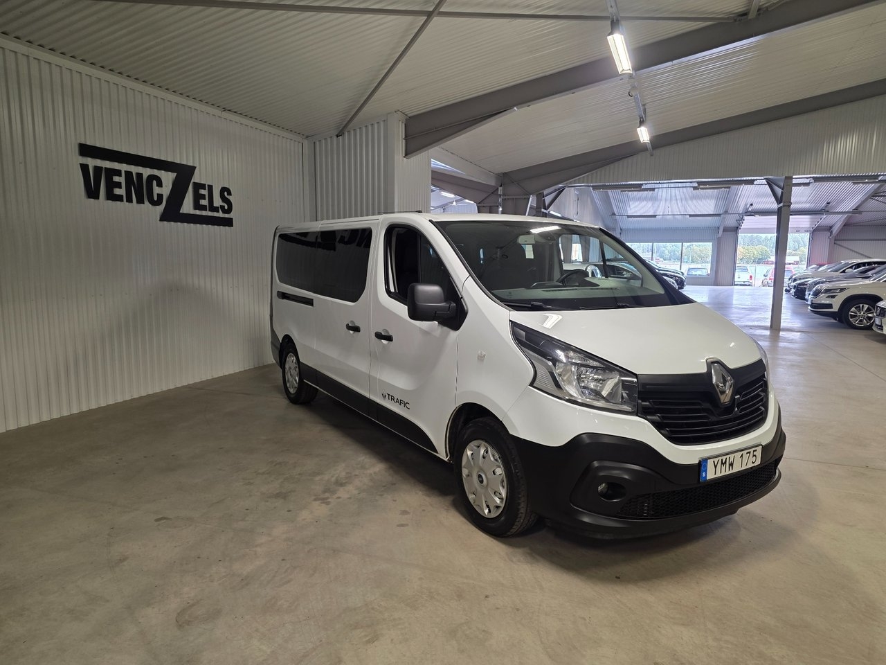 Renault Trafic 2017, bild 2/10