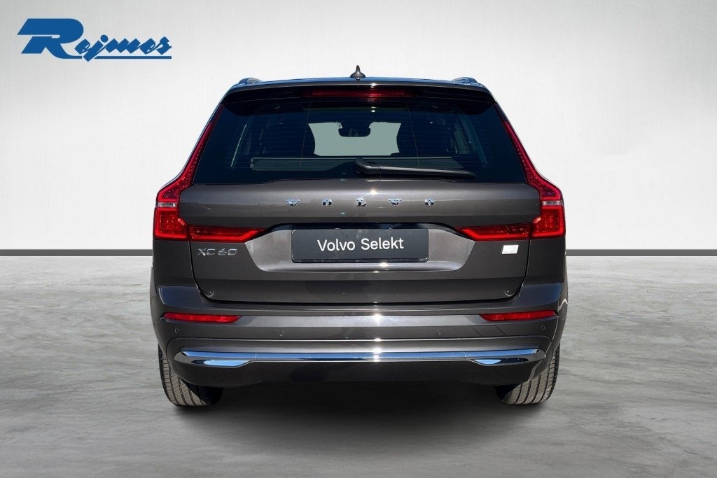 Volvo XC60 Recharge T6 Ultimate Bright 2024, bild 4/22