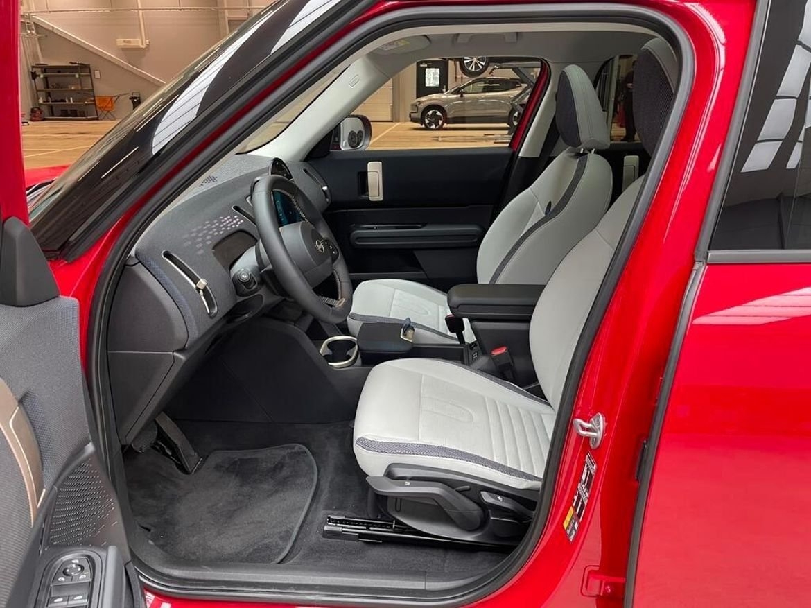MINI Countryman SE Classic Trim, Paket M 2024, bild 6/15