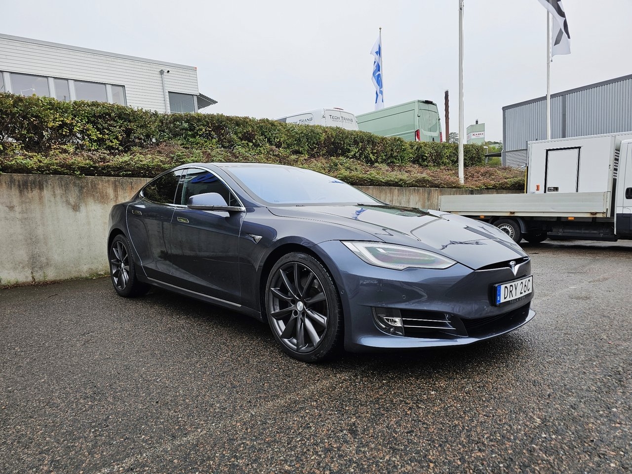 Tesla Model S 2020, kuva 4/10