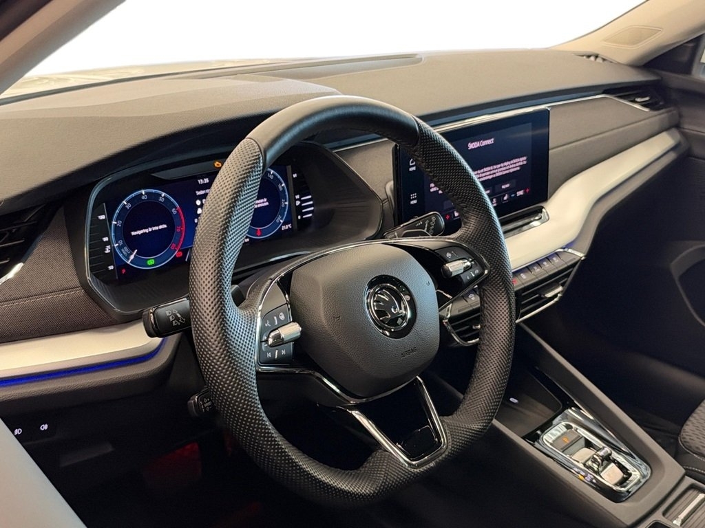 Skoda Octavia 2024, bild 6/9
