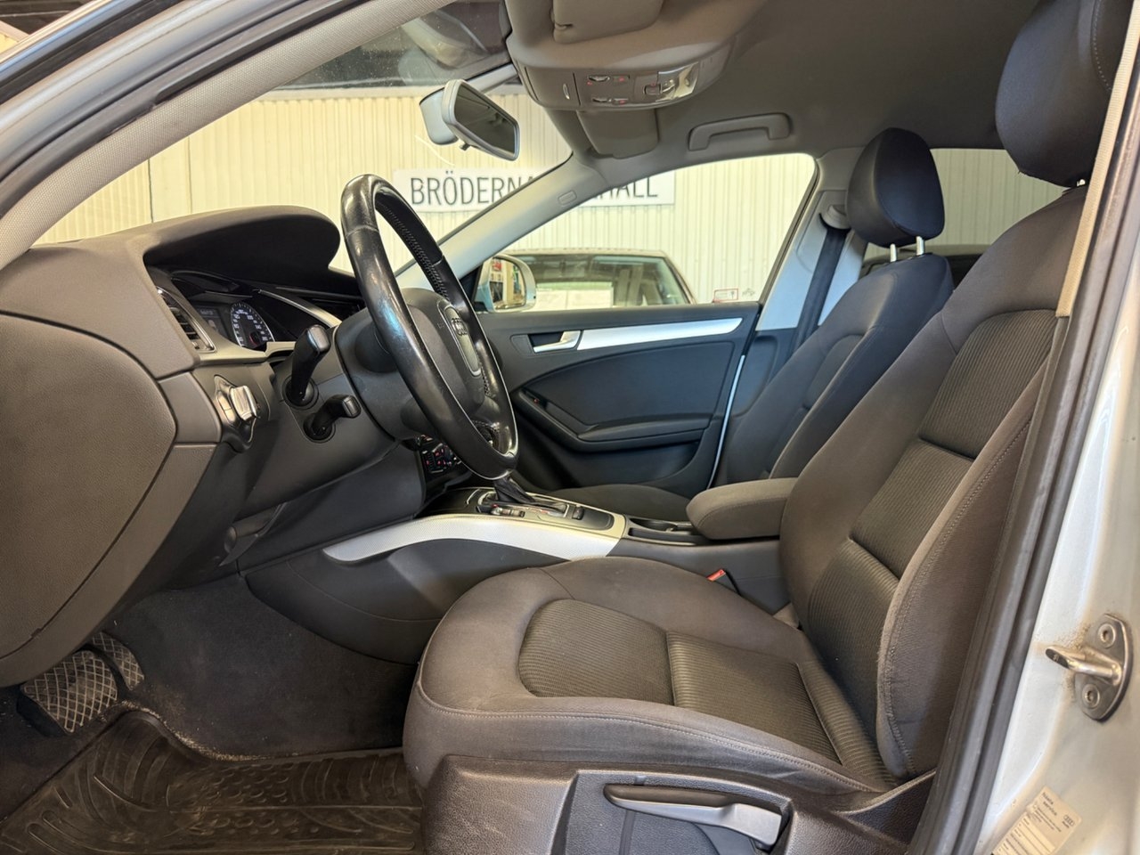 Audi A4 2008, bild 4/10