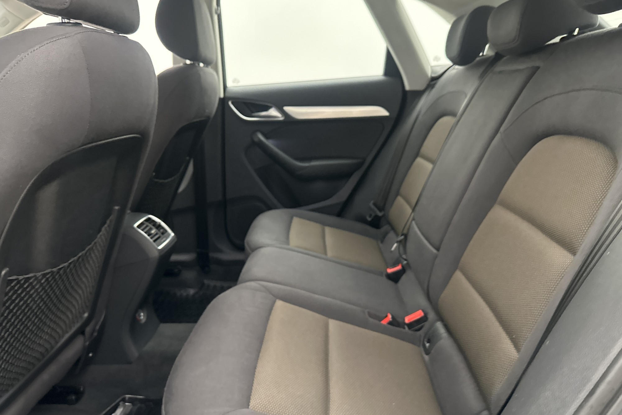 Audi Q3 2.0 HVO TDI quattro S Tronic 2012, bild 5/8