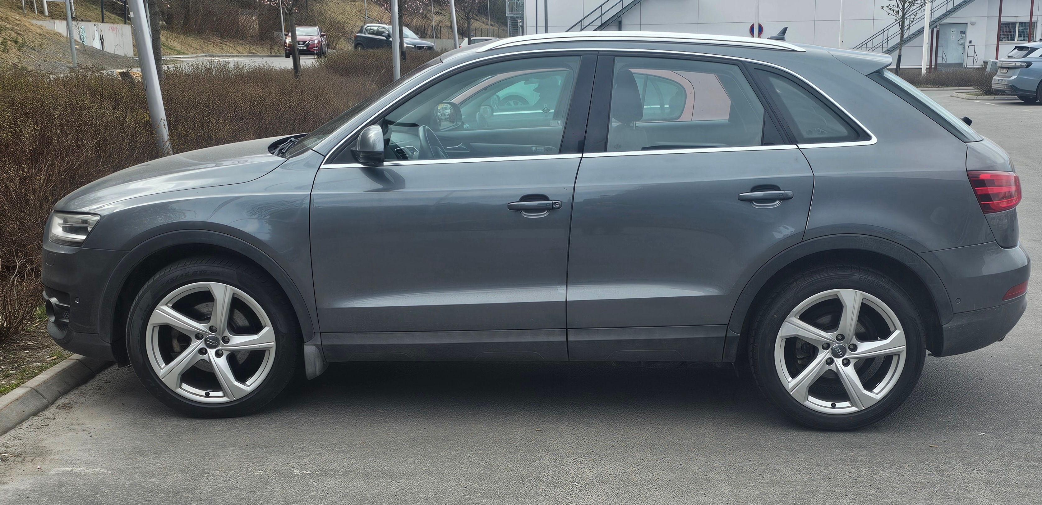 Audi Q3 2.0 HVO TDI quattro S Tronic 2012, bild 3/8