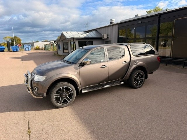 Mitsubishi L200 2012, bild 3/10