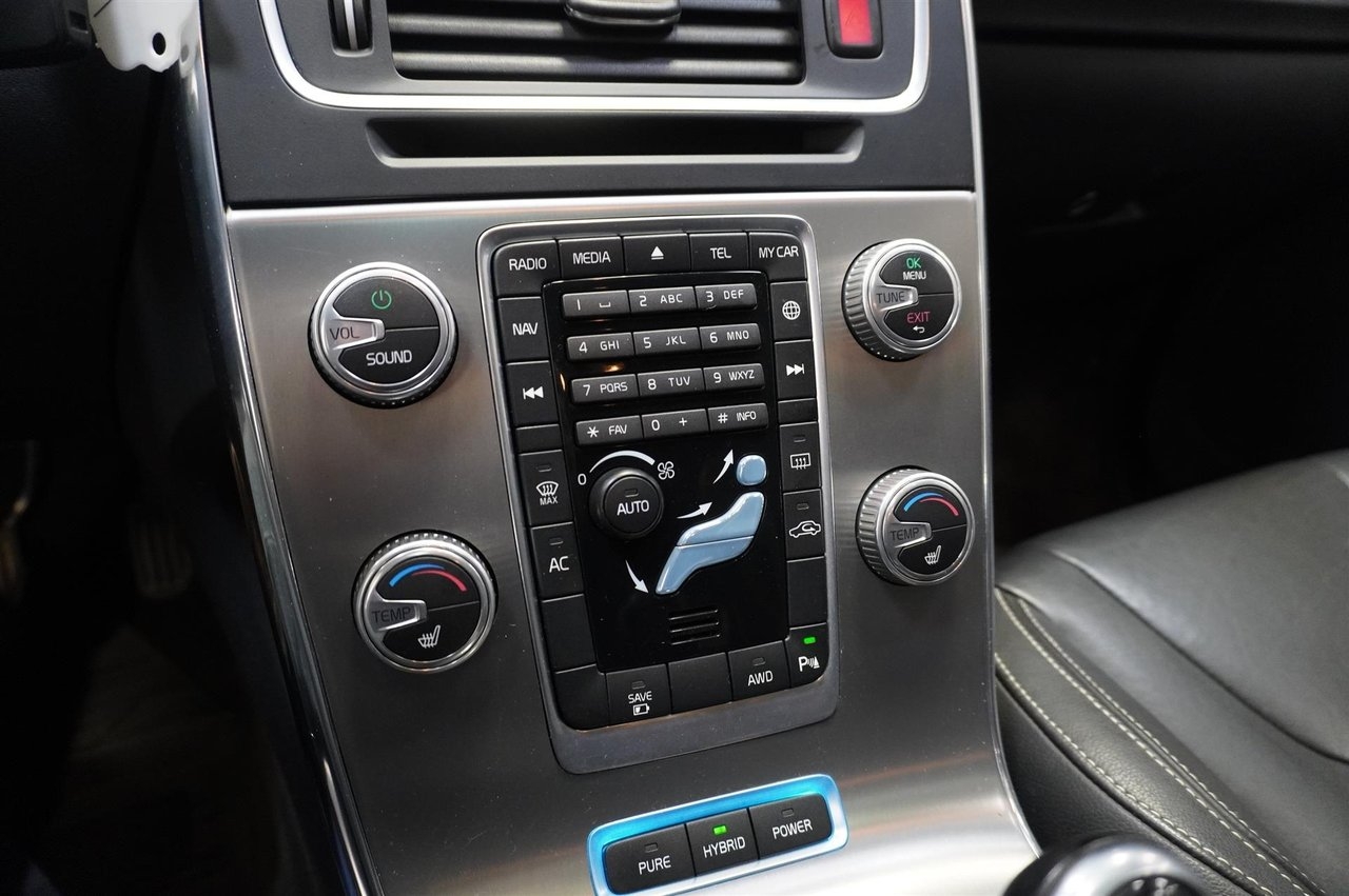 Volvo V60 2016, photo 6/10