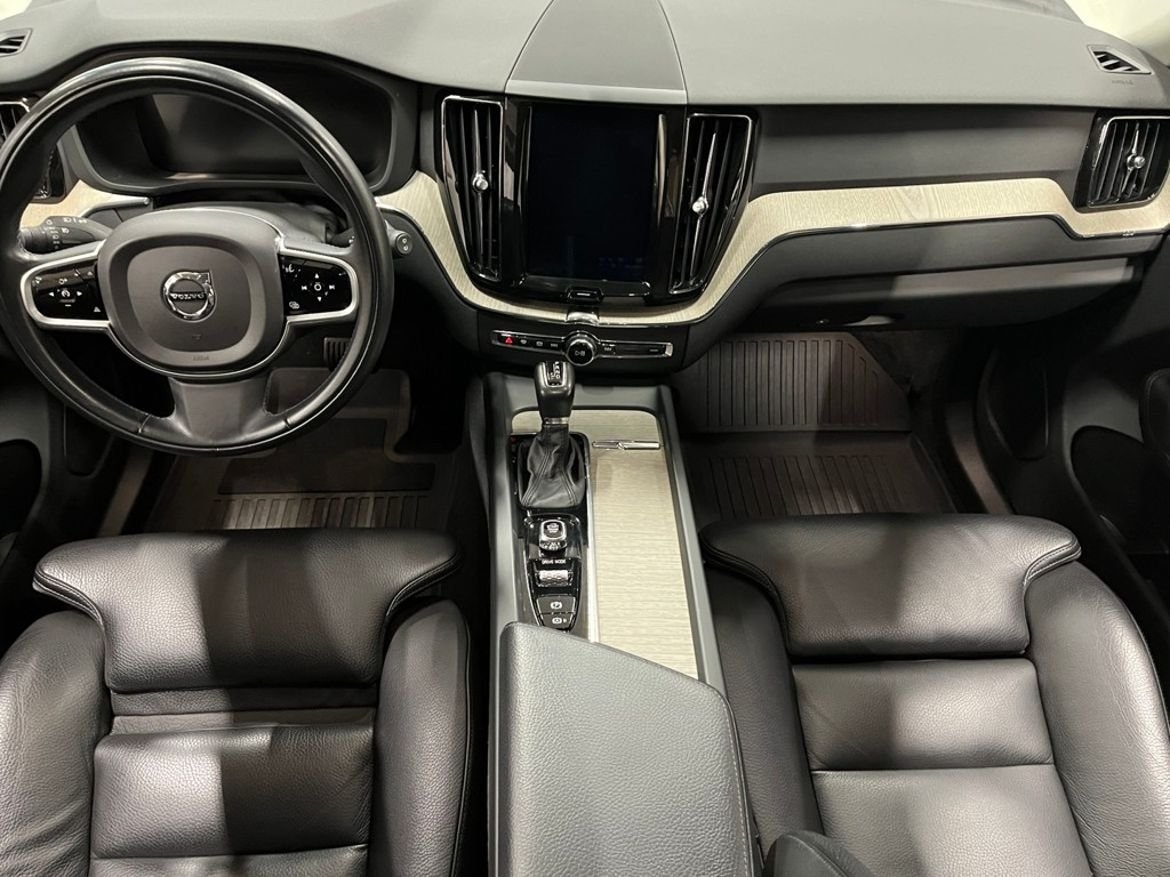 Volvo XC60 D4 AWD Inscrip 2018, bild 5/23