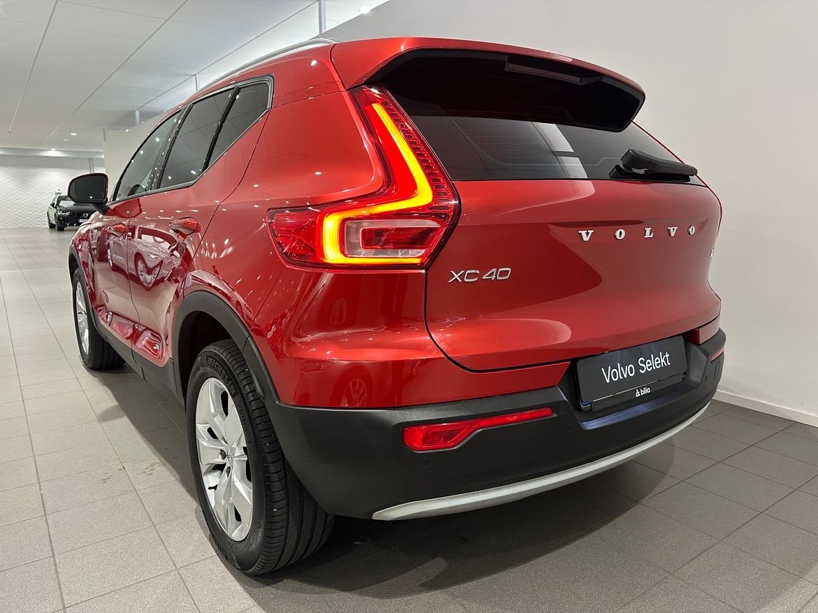 Volvo XC40 T2 FWD Momentum 2022, bild 3/10