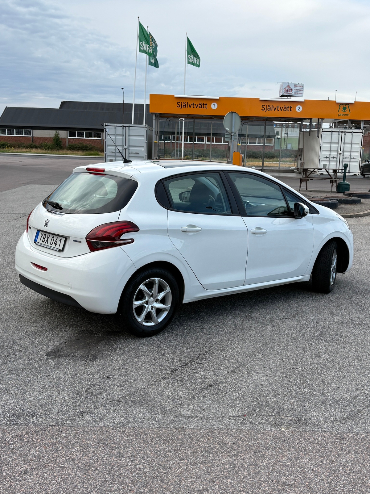 Peugeot 208 2016, bild 3/8