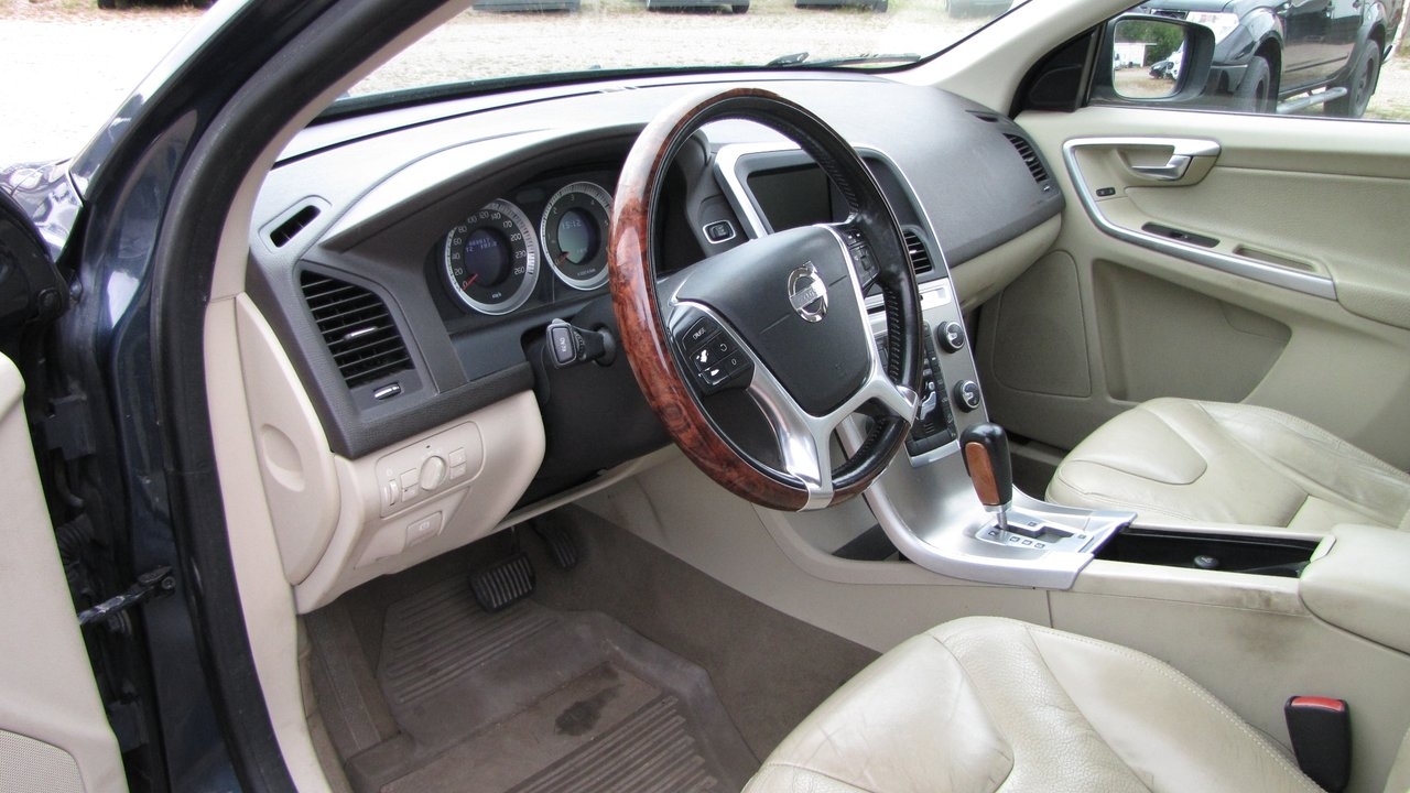 Volvo XC60 2011, photo 5/10