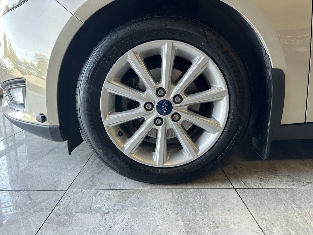 Ford Focus 2015, photo 7/10