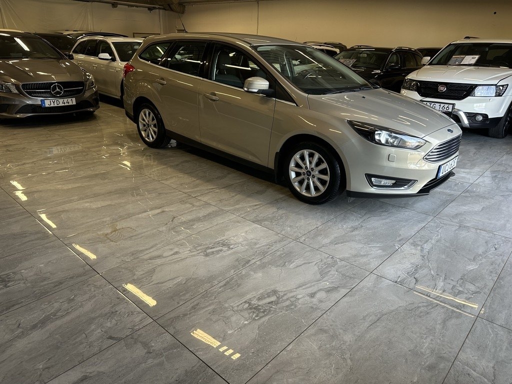 Ford Focus 2015, photo 5/10