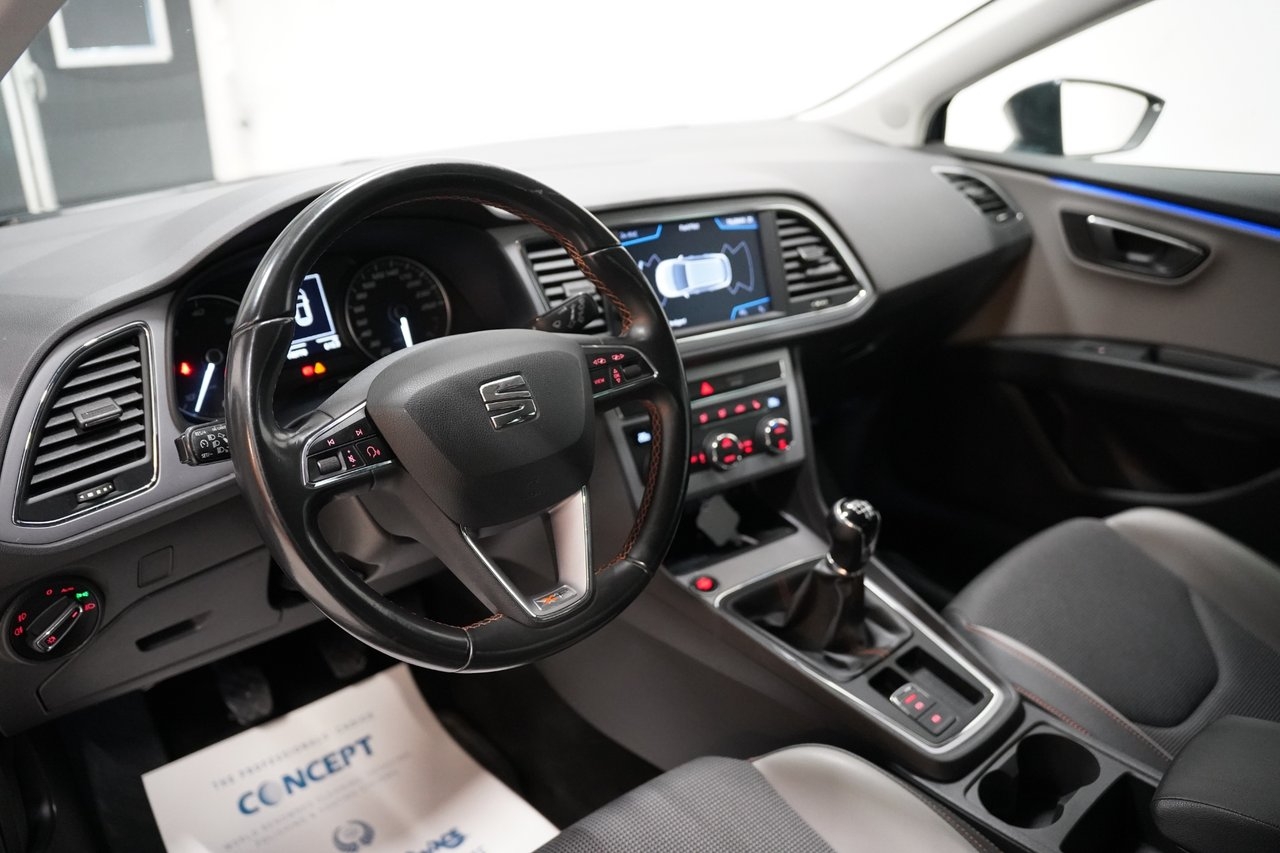 Seat Leon 1.6 TDI 4Drive X-Perience 2019, bild 6/10