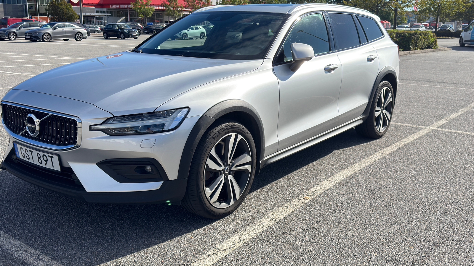 Volvo V60 Cross Country 2021, kuva 7/10