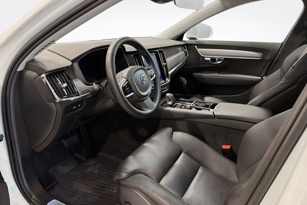 Volvo V90 Recharge T6 Core Bright 2024, bild 6/18