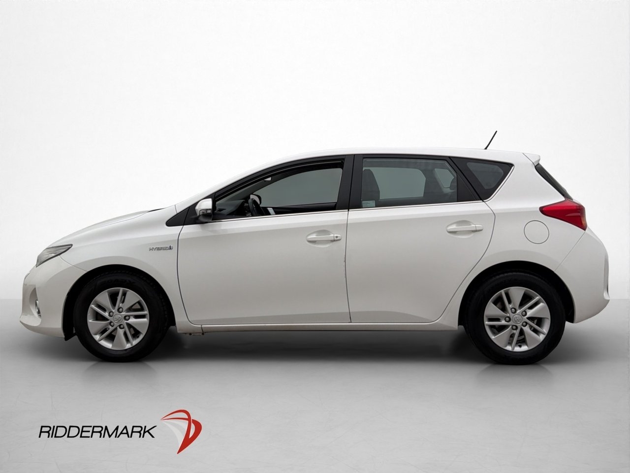 Toyota Auris 2013, kuva 5/30