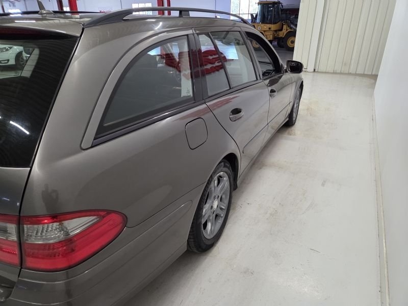 Mercedes-Benz E 2008, bild 6/10