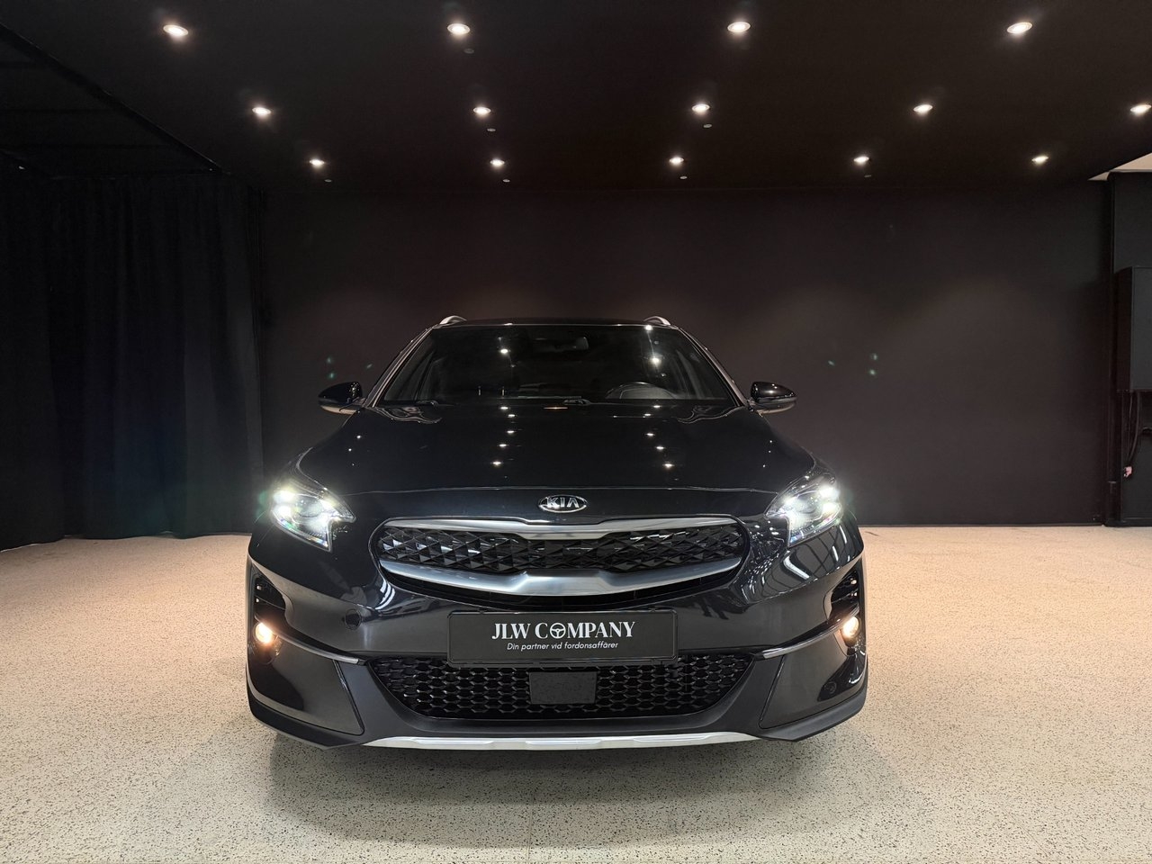 Kia XCeed Plug-in Hybrid 2020, bild 2/10