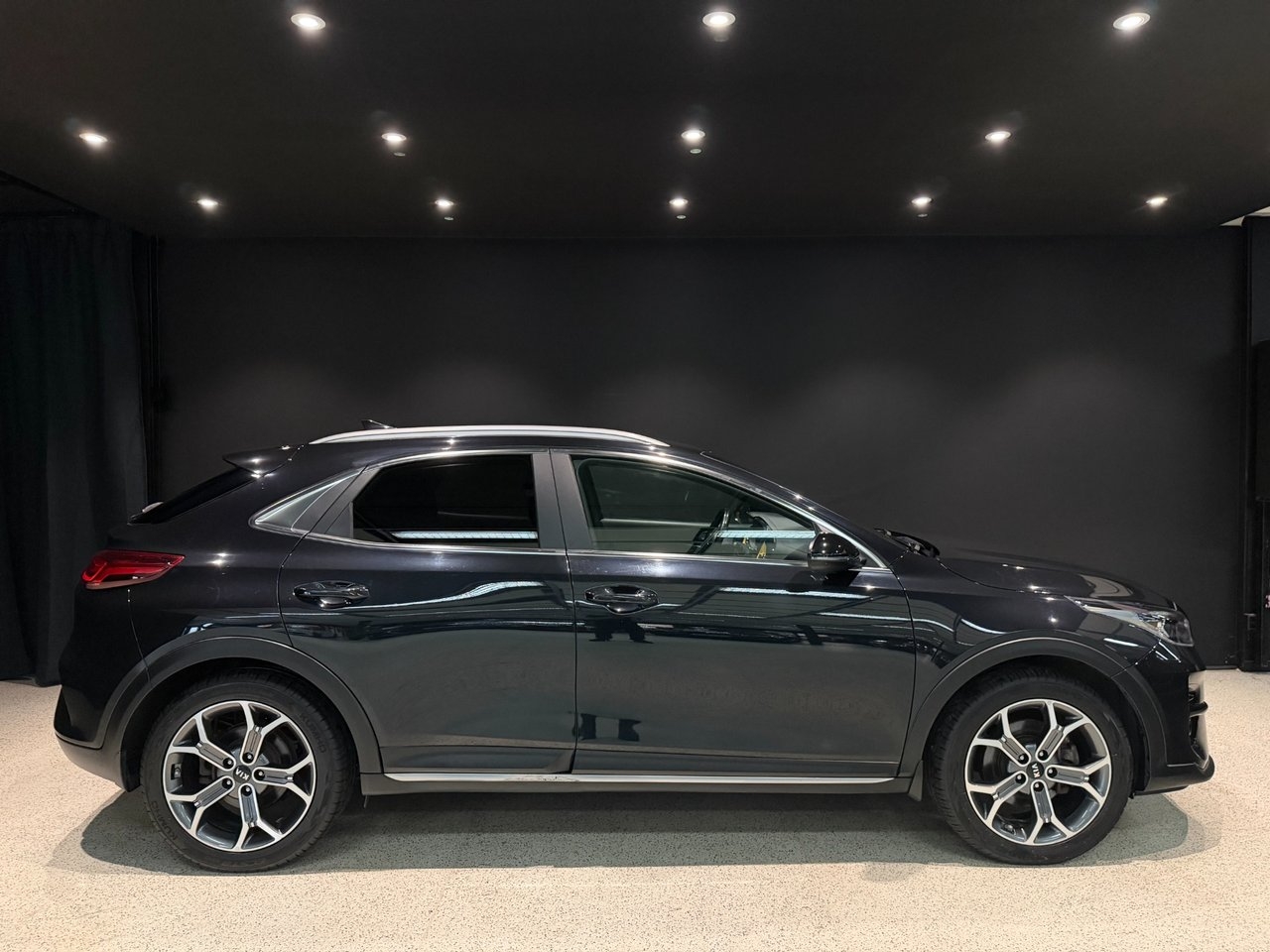Kia XCeed Plug-in Hybrid 2020, bild 6/10