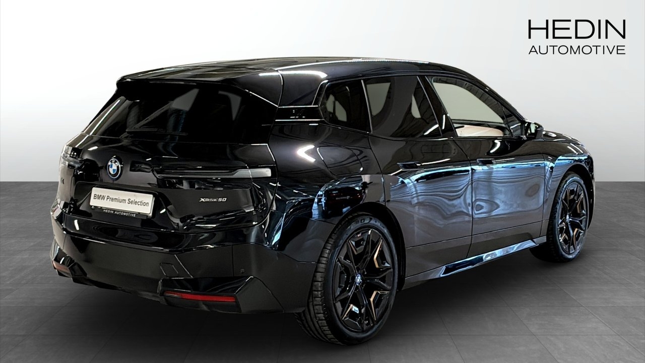 BMW iX xDrive50 Pano 2024, bild 2/12