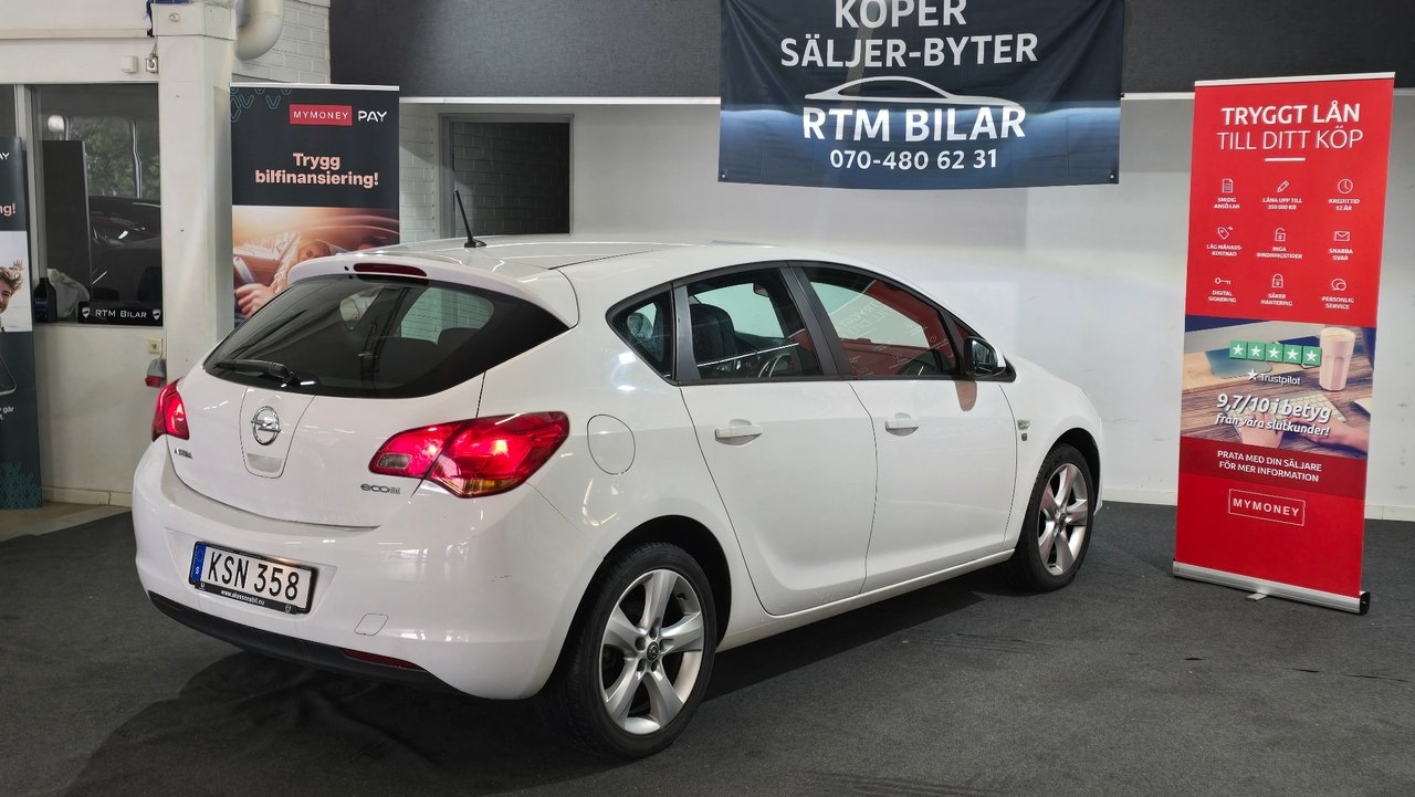 Opel Astra 2010, bild 4/10