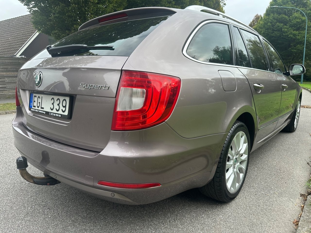 Skoda Superb 2012, bild 5/10