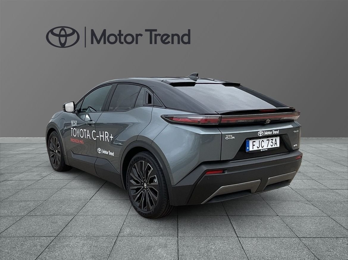 Toyota C-HR EXECUTIVE AWD 2026, kuva 3/10