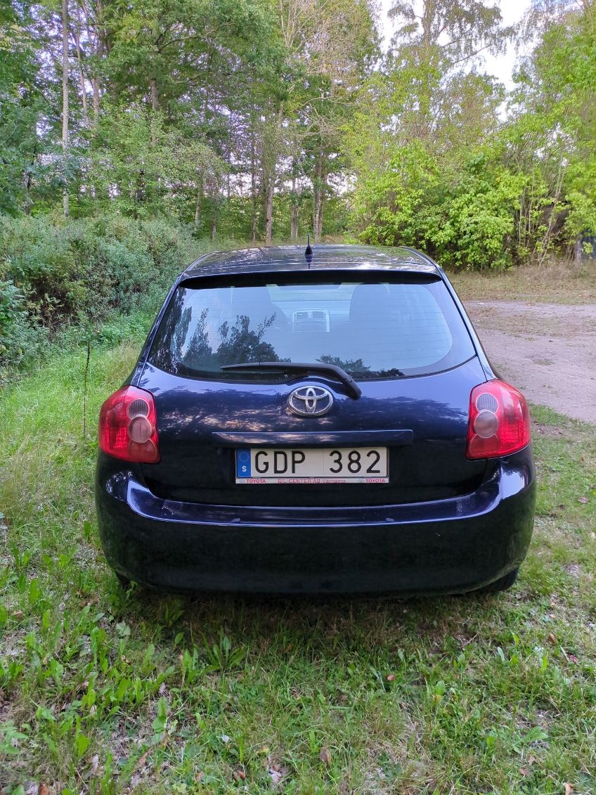 Toyota Auris 2007, bild 6/7