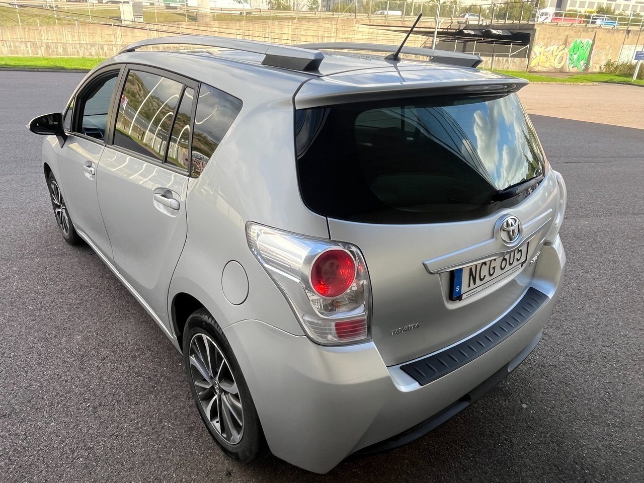 Toyota Verso 2016, bild 4/16