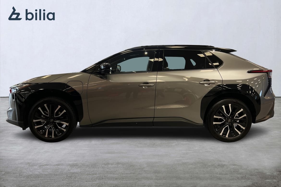 Toyota bZ4X AWD Executive 2026, bild 3/10