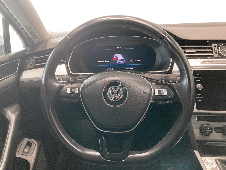 Volkswagen Passat 2018, bild 7/10
