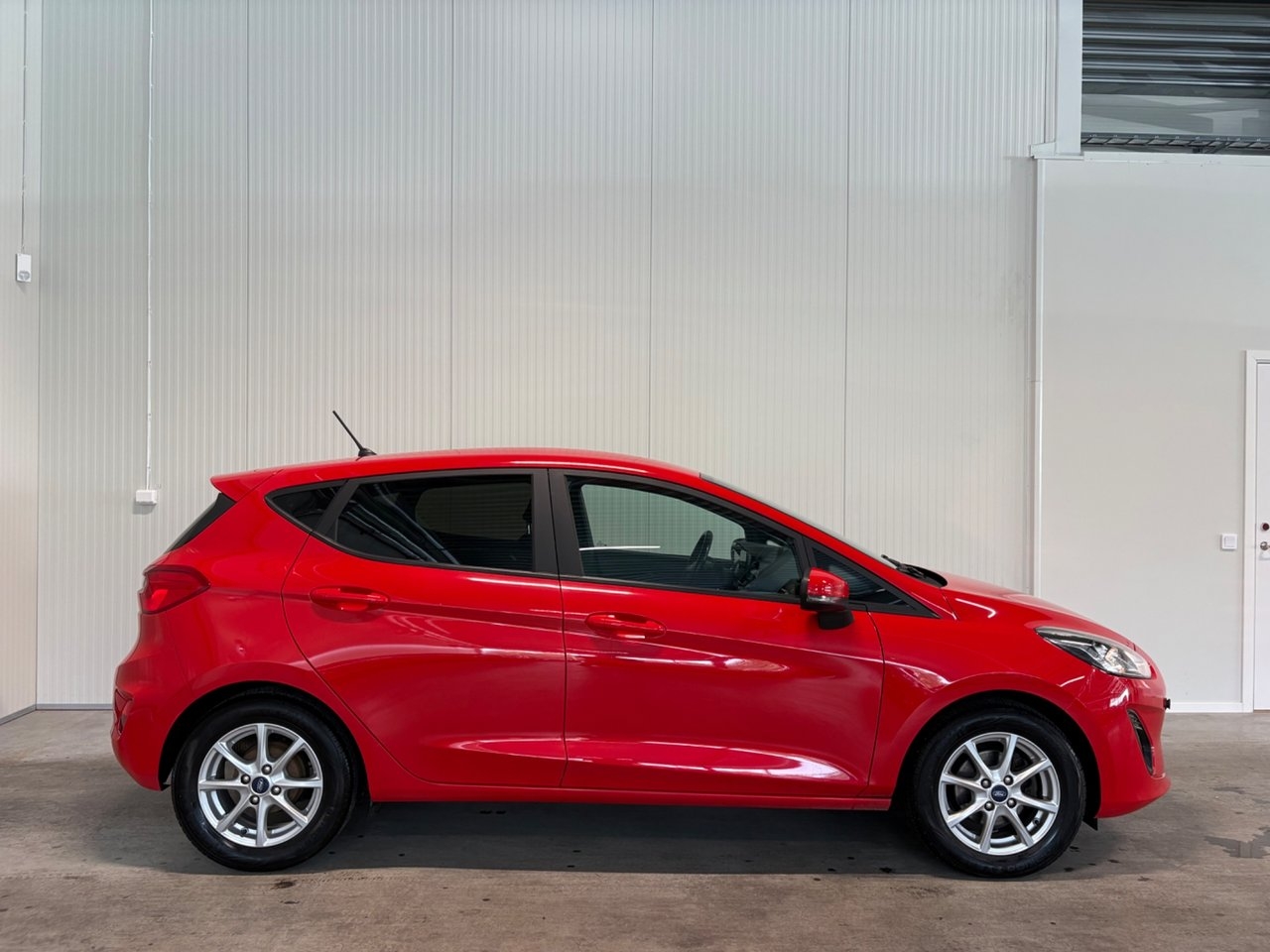 Ford Fiesta 2019, bild 2/10