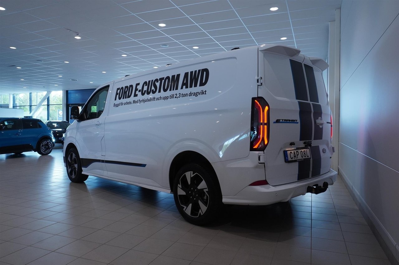 Ford Transit Custom 2026, photo 3/10