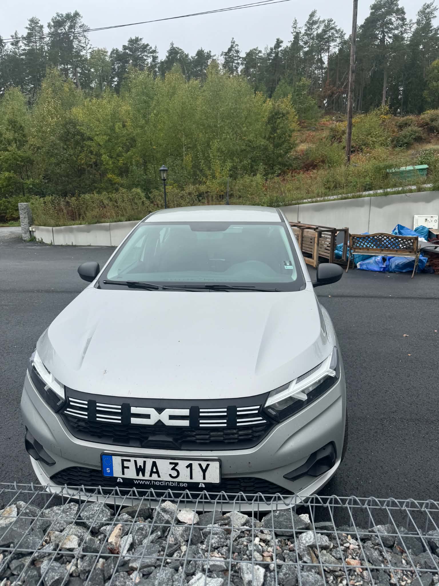 Dacia Sandero 1.0 TCe Manuell 2023, bild 4/5