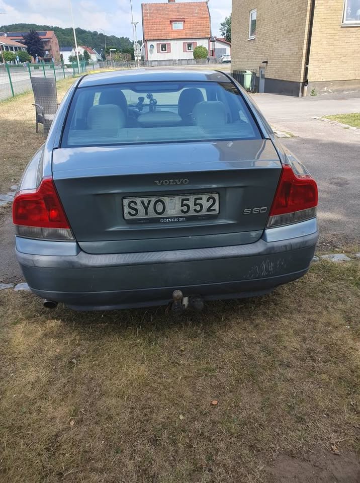 Volvo S60 2.4 Manuell 2002, photo 3/6